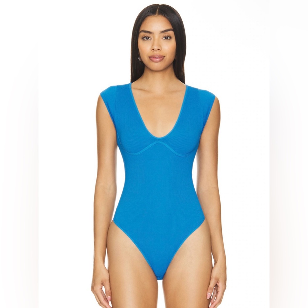Free People Intimately Meg Seamless Bodysuit Size M/L - Picture 2 of 10